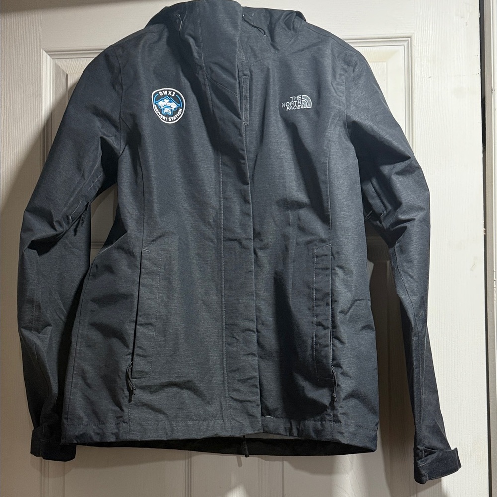 The North Face Women's Heather Grey Rain Jacket ☔️